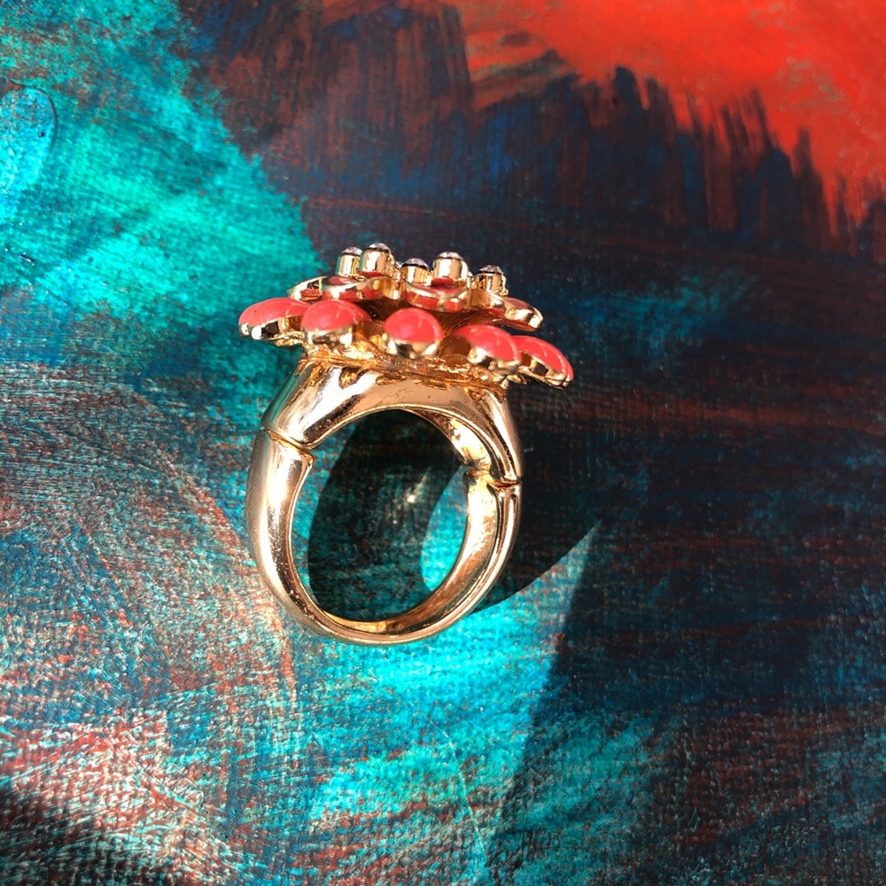 Enamel Flower Ring - Picture 4 of 5
